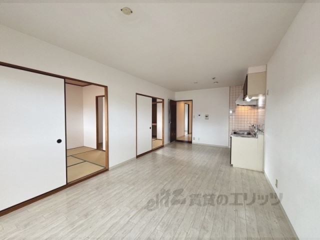 居室・リビング　リビング