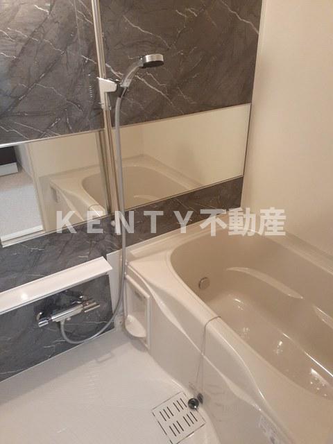 バス・シャワールーム　お風呂で日々の疲れを落としましょう