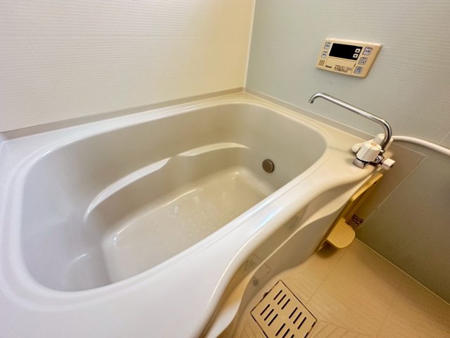 バス・シャワールーム　詳細は、RISUMO江坂本店までお問合せください♪