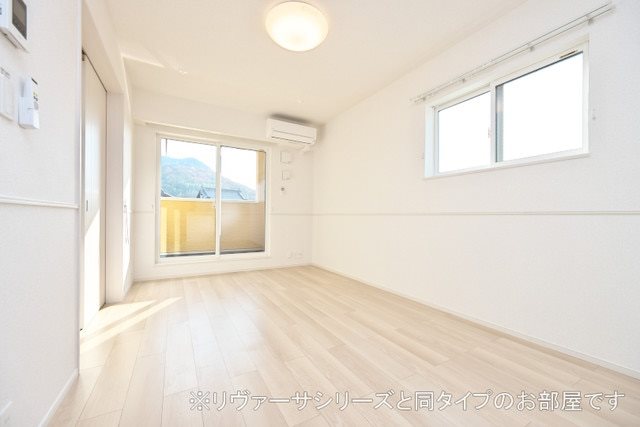 居室・リビング　※同シリーズの写真をご参照下さい。