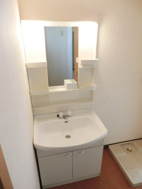 洗面設備　毎日使う洗面台