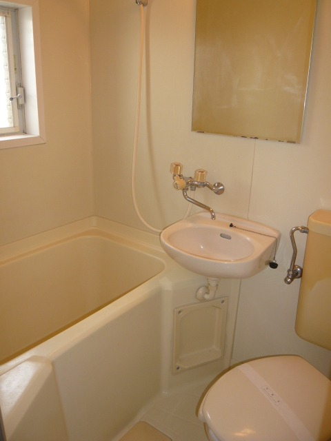 バス・シャワールーム　別号室の写真です。