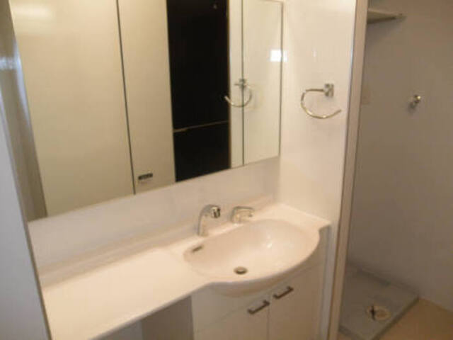 洗面設備　洗面化粧台