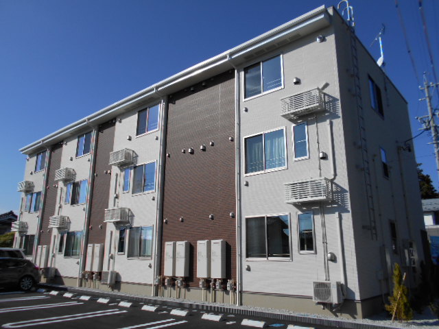 建物外観　サンルーム側を南東方向より撮影