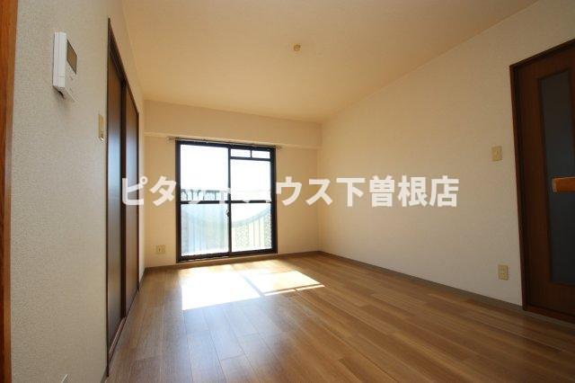 居室・リビング　リビング