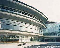 図書館　さいたま市立東浦和図書館（図書館）まで329m