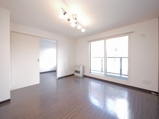 居室・リビング　※別号室参考画像