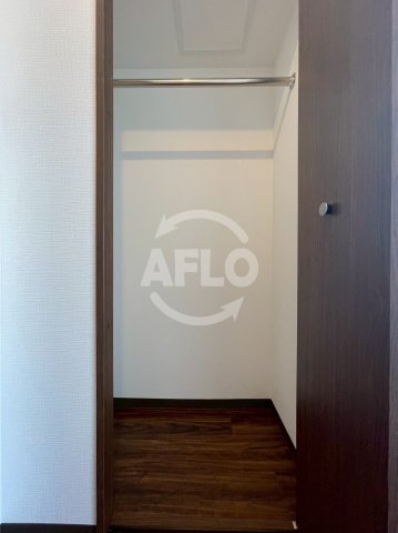 収納　グランパシフィック岸里東　クローゼット