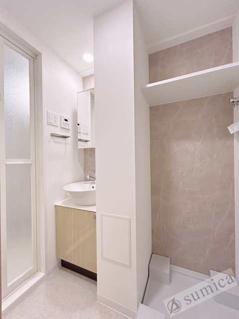 洗面設備　洗面脱衣所付き！独立洗面台が便利です♪♪