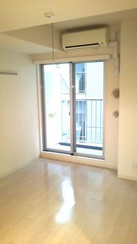 居室・リビング　同部屋前回退去時の参考写真