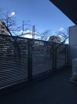 バルコニー　うれしいバルコニー付き！