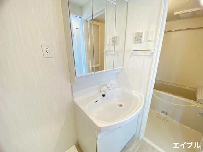 洗面設備　※別のお部屋の写真です。