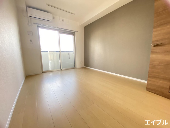 居室・リビング　※別のお部屋の写真です。