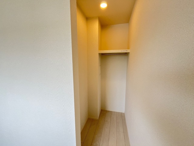 収納　ウォークインクローゼット