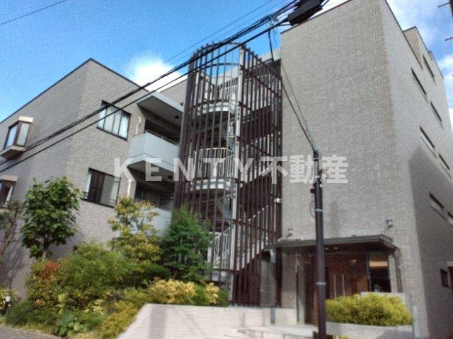 建物外観　落ち着いた雰囲気の外観です