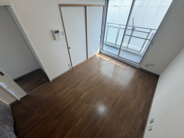 クリーンピア下寺町の居間写真
