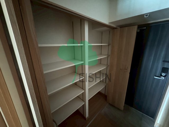 玄関　下駄箱もしっかりついてます！