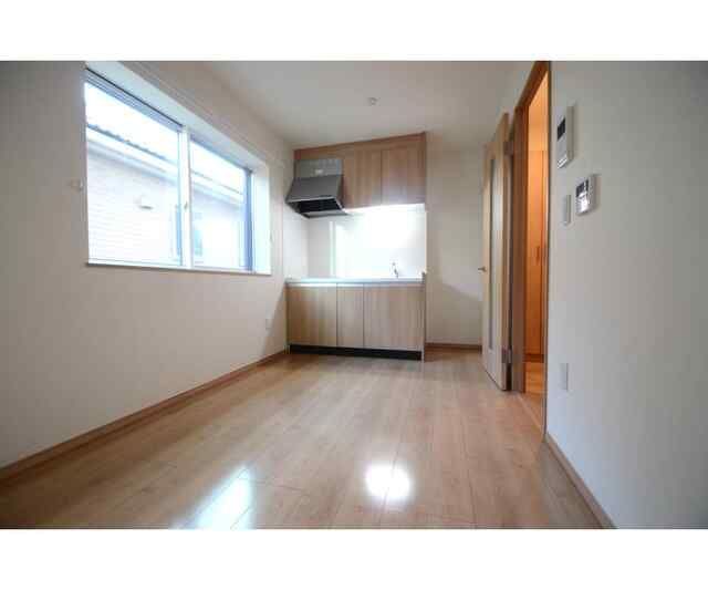 居室・リビング　別部屋参考写真です