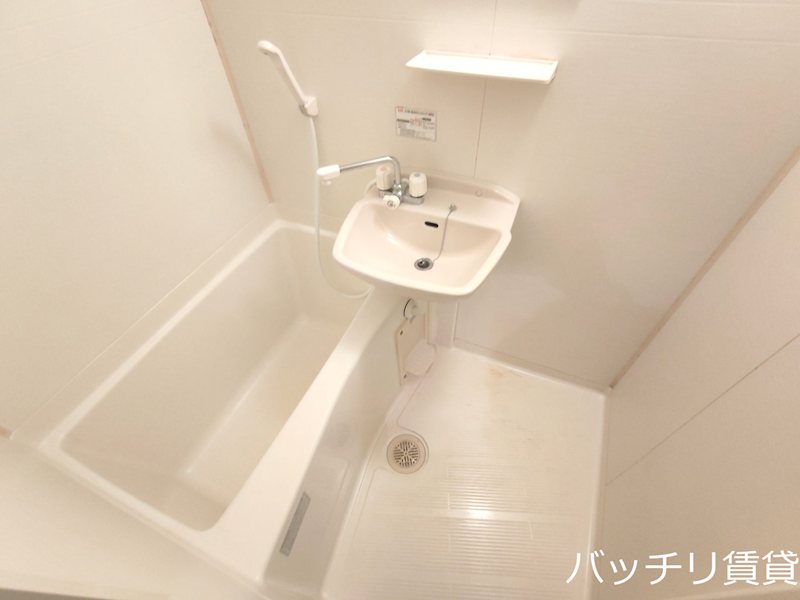 洗面設備　同型イメージの為、現状を優先致します。