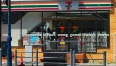 コンビニ　セブンイレブン 大阪天満橋京町店（コンビニ）まで131m