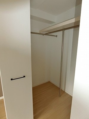 収納　２０１号建築中の写真です。モデルルーム完成！内覧できます。ご