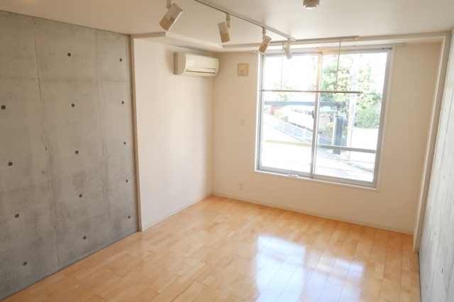 居室・リビング　※同物件別部屋の写真になります