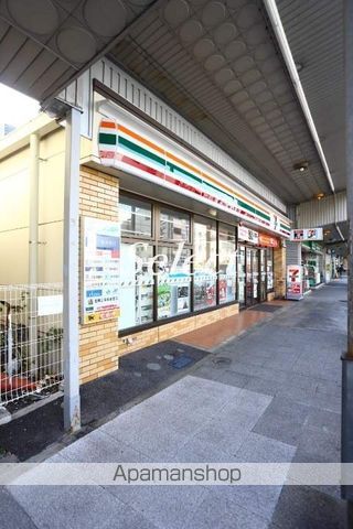コンビニ　セブンイレブン（コンビニ）まで436m