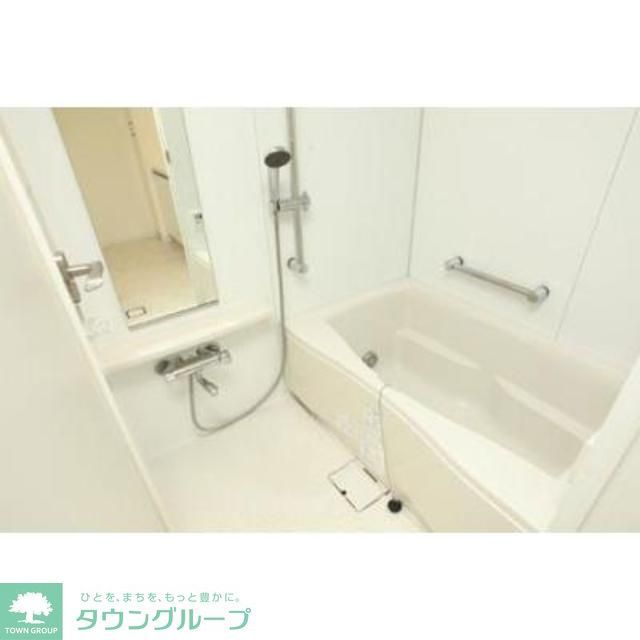 バス・シャワールーム　※写真は同タイプ住戸です。