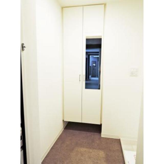 玄関　※写真は同タイプ住戸です。
