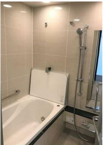 バス・シャワールーム　写真は同タイプ住居です。