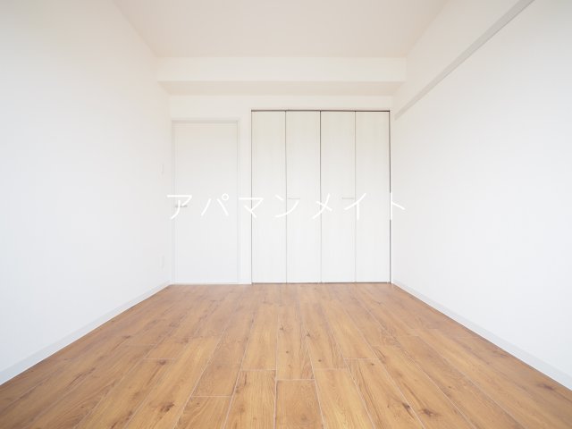 その他部屋・スペース　使い勝手のいい寝室です