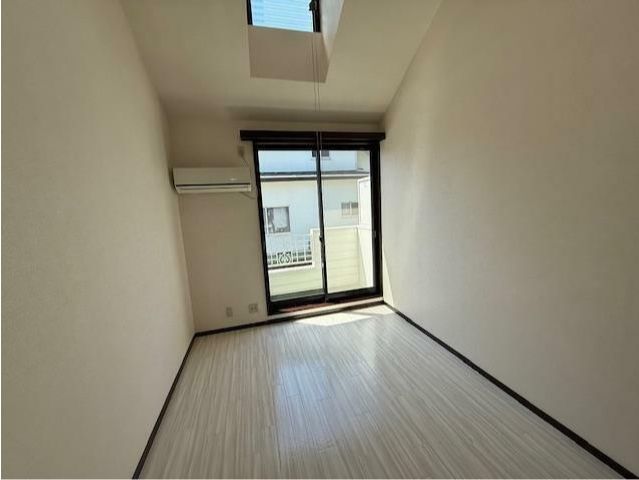 居室・リビング　メインのお部屋です。　※参考写真です
