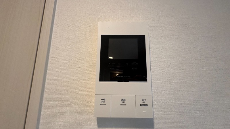 セキュリティ　モニター付きインターホン