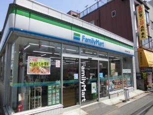 コンビニ　ファミリーマート江東北砂四丁目店（コンビニ）まで59m