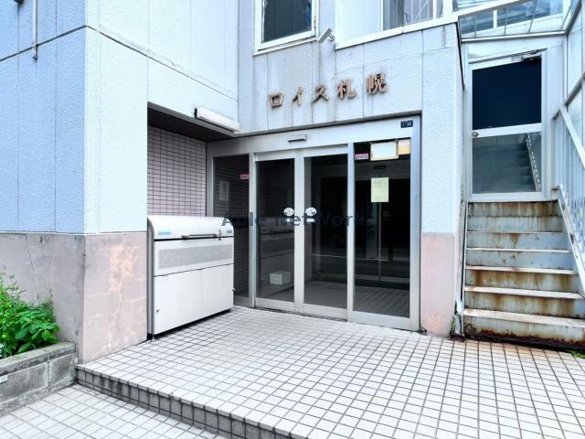 エントランス　エントランス部分