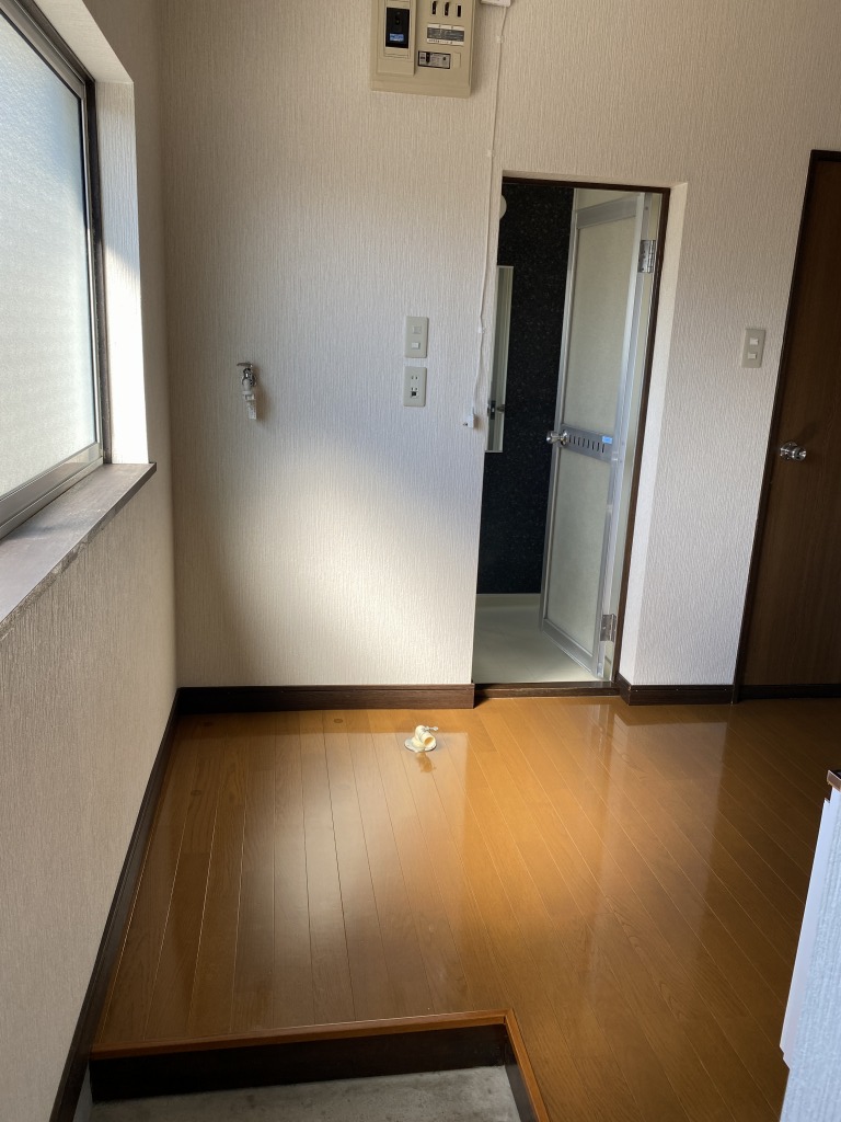 玄関　玄関からの様子