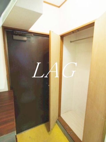 玄関　玄関です。