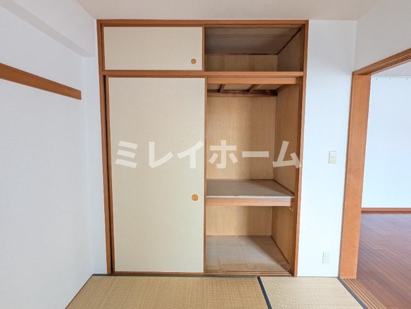 収納　同建物内、別のお部屋の参考写真になります。