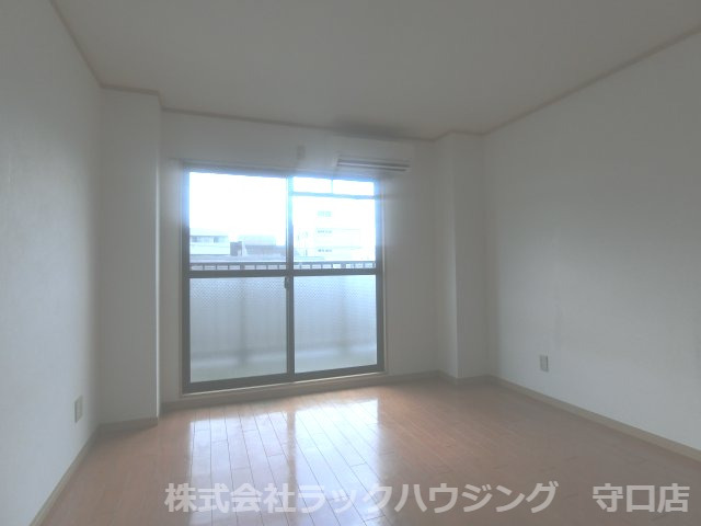 居室・リビング　【お部屋さがしはラックハウジングにお問合せ下さいませ♪】