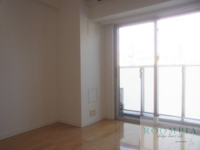 居室・リビング　※同タイプの別のお部屋です