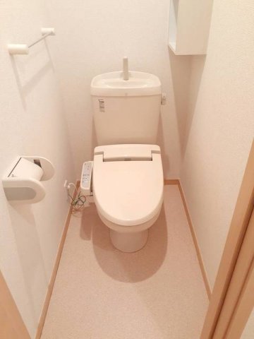トイレ　ゆったりとした空間のトイレです