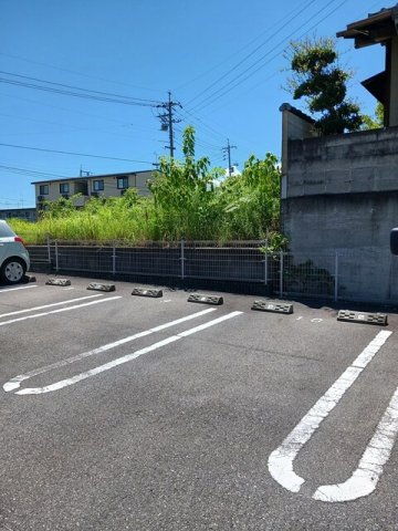 駐車場　駐車場完備です