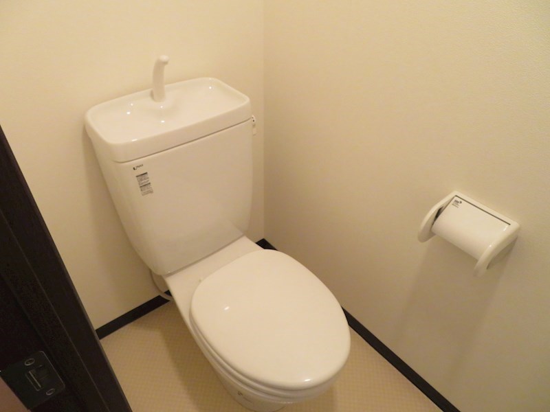 トイレ　同物件別部屋