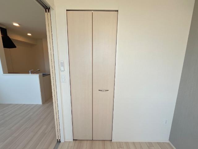 収納　洋室ウォークインクローゼット（イメージ）