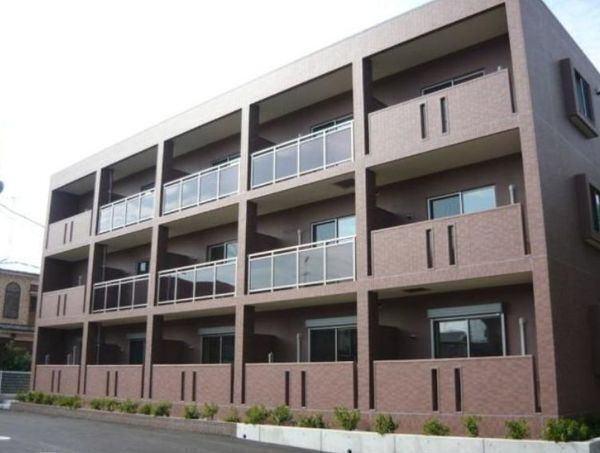 建物外観　外観タイル張りです