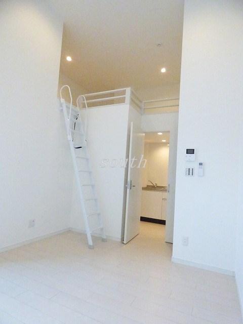 居室・リビング　開放感溢れる広々としたお部屋です♪