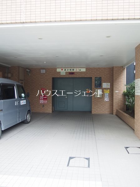 駐車場　駐車場あります※空き要確認