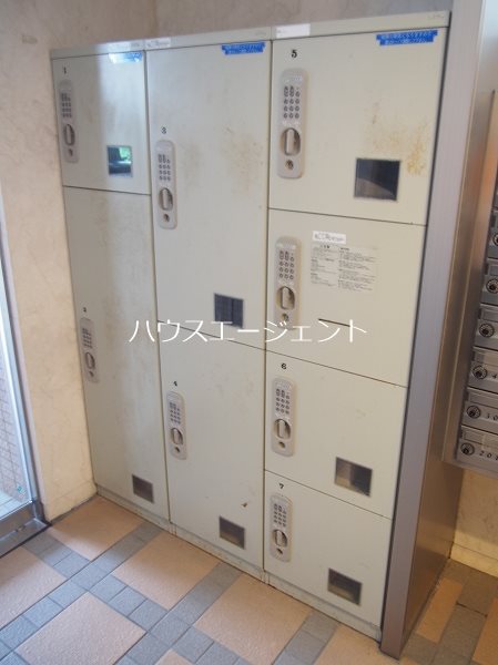 その他設備　宅配BOXはとっても便利な設備ですよね。