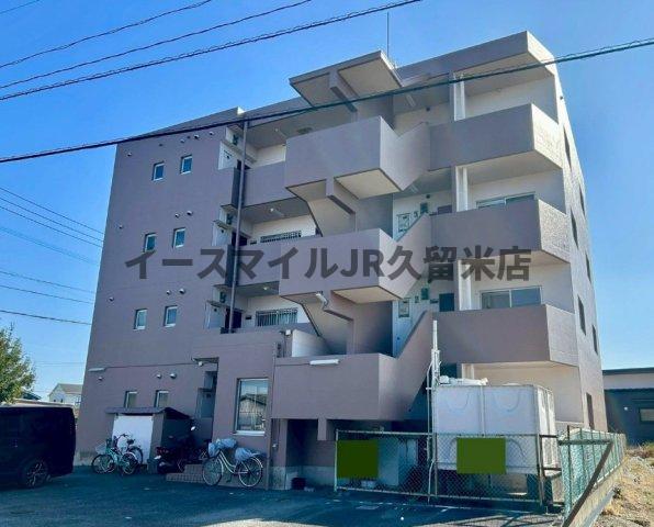 建物外観　落ち着いた雰囲気の外観です