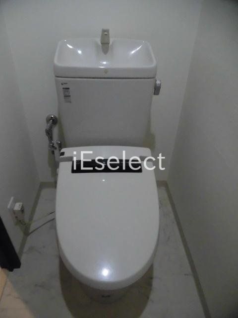 トイレ　清潔感のあるトイレです